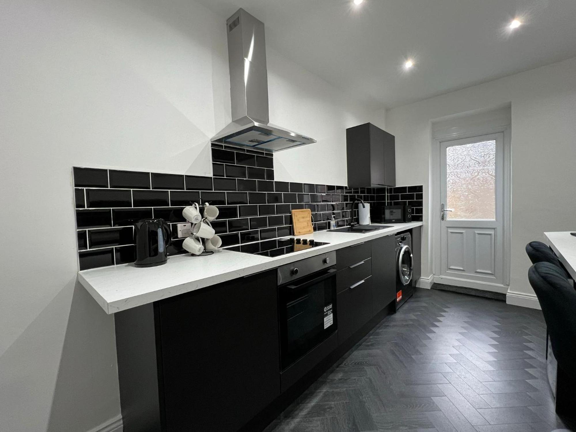 Newly Refurbished 6 Person En-Suite Apartment Tyne & Wear Newcastle Upon Tyne Killingworth 외부 사진